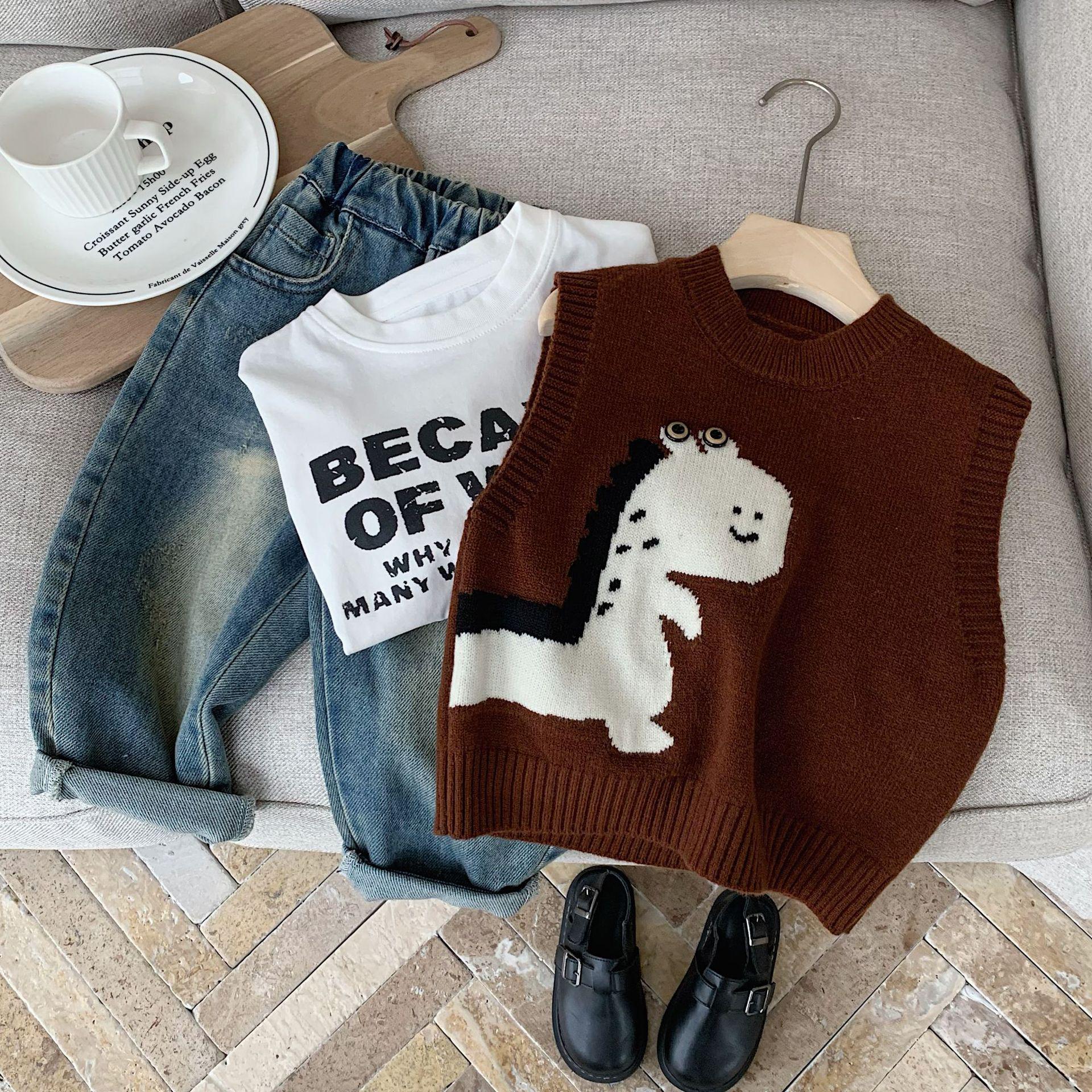 

Bangcheng 2025 Осень Детский вязаный жилет с принтом динозавра (мальчиков) – MY0012 120cm кофейный