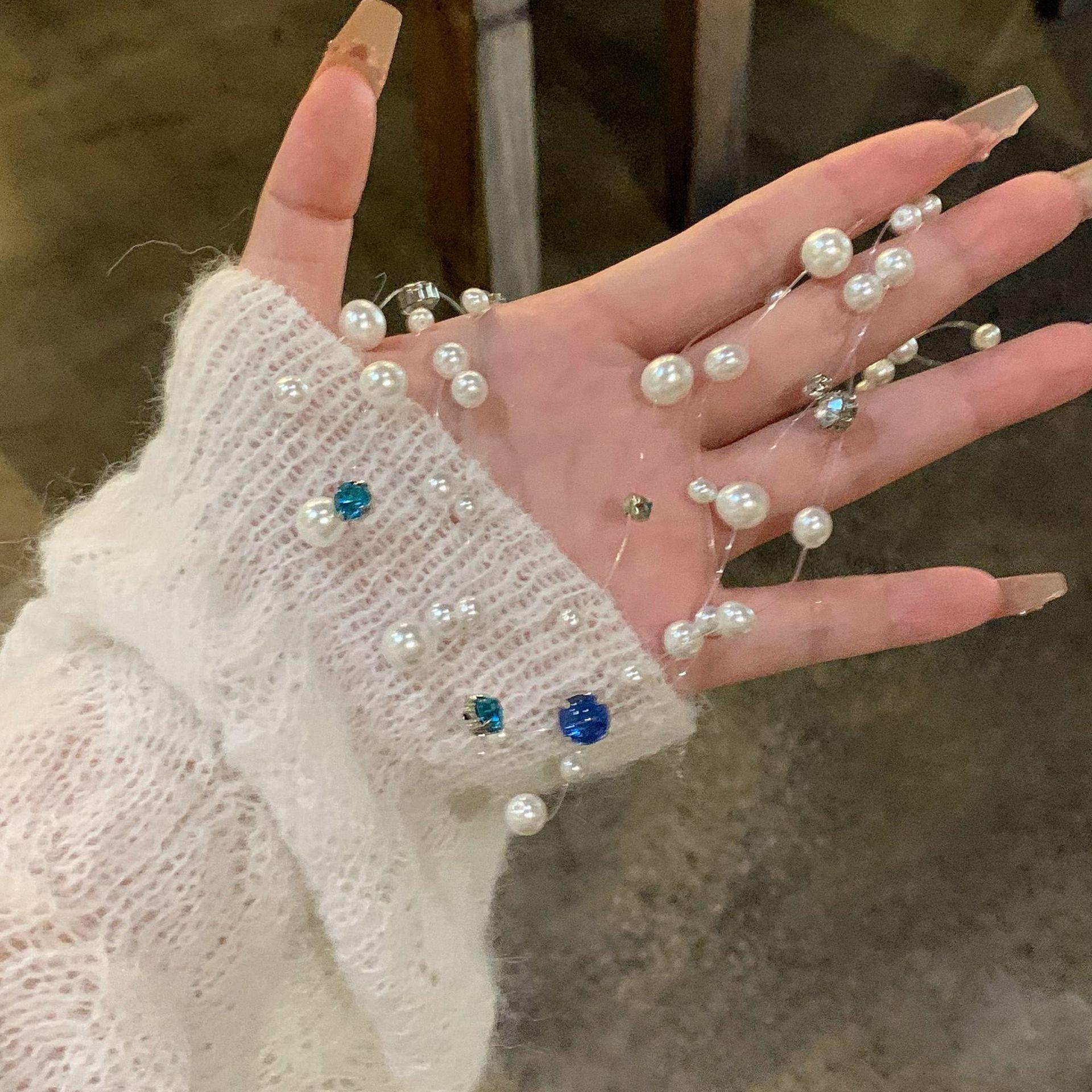 

Ожерелье из многослойного жемчуга, инкрустированное бриллиантами, модное, в стиле легкой роскоши, с милым нишевым дизайном, цепочка на ключицу, темпераментное, универсальное, предмет с ощущением высокого класса