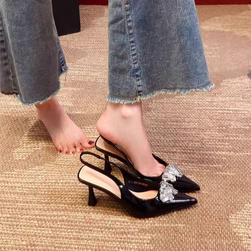 

Модные босоножки на тонком каблуке с закрытым носком, летние новинки, с маленьким ароматом, с острым носком, с мелким вырезом, с открытой пяткой, на высоких каблуках с пайетками, женская обувь 40 чёрный