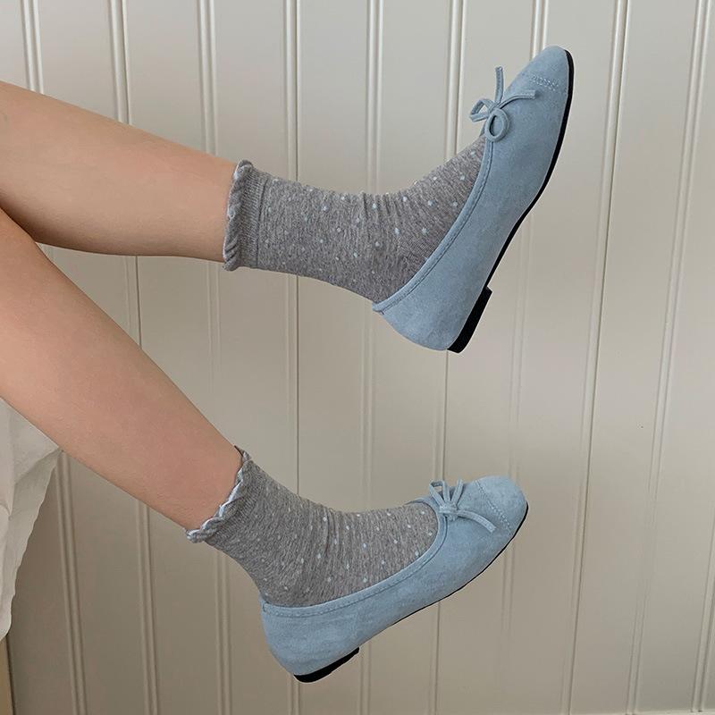 Female Spring and Autumn All Kinds of Sweet Lace Polka Dot Flanging Boneless Tube Pile Socks