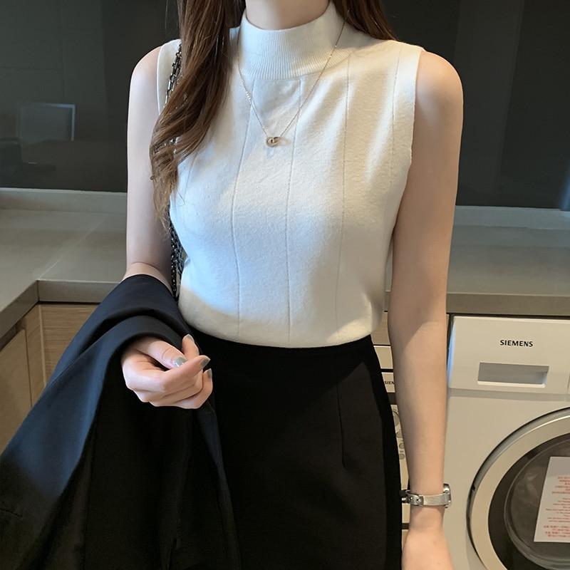 Fashion Summer Black White Knitted Vest Tanks Top Women Slim Sleeveless O-Neck Knit Tanks Top Women Tops Vests JJ12