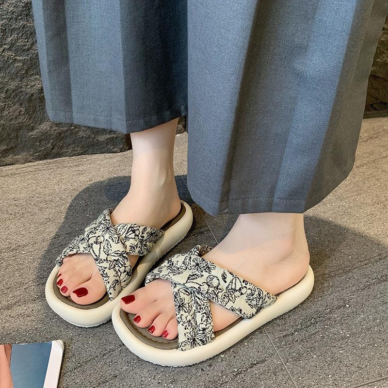 2025 new cross non-slip one-word beach sandals for women's high-end sense of national style thick-bottomed cool slippers for women's summer wear