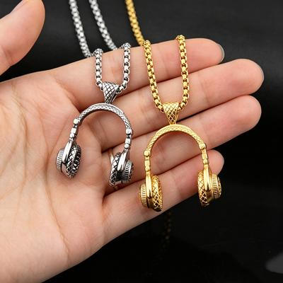 Retro Music Headphone Pendant Necklace, Punk Hip Hop Rock Style Jewelry for Men Women, Personality Party Necklace