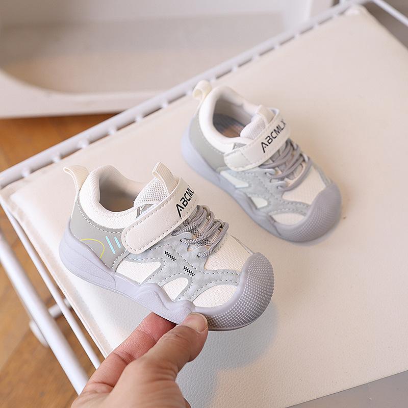 

Kids Breathable Mesh Velcro Casual Sneakers 16