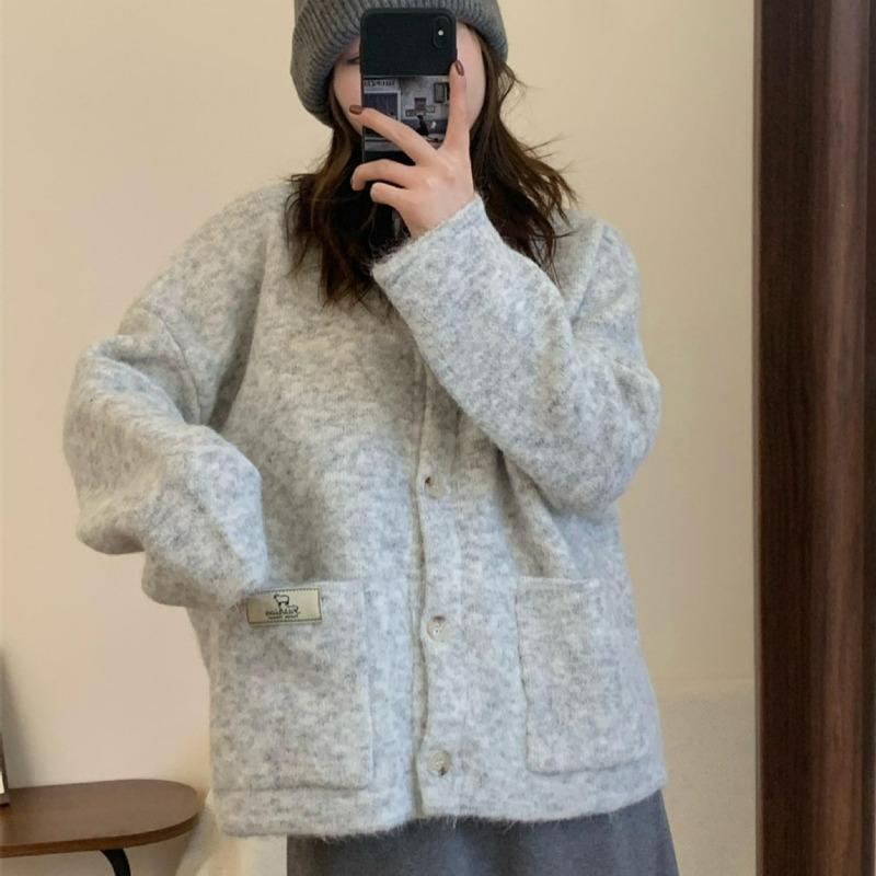 Autumn and winter new gentle soft waxy knitted cardigan women's loose lazy wind crew neck sweater jacket top