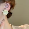 White Acrylic Flocking Three-dimensional Flowers Stud Earrings for Women Sweet Floral Girl Earring Versatile Fashion Ear Jewelry