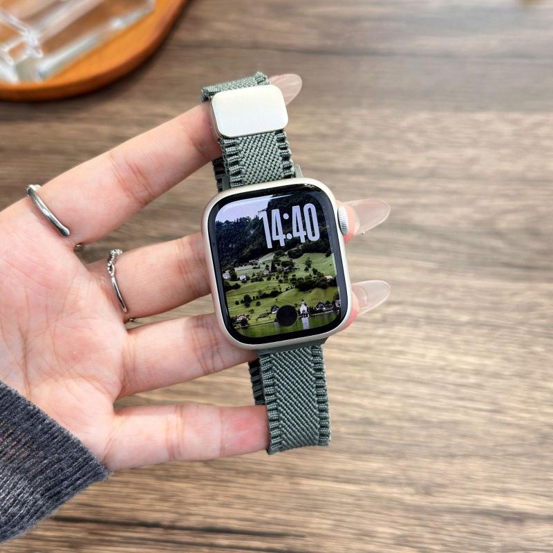Thin Nylon Magnetic Buckle Watch Strap for Apple Watch 11 - Compatible with 6, 7, 8, 9, SE; Women s Version For Apple 38/40/41mm сосна зеленый