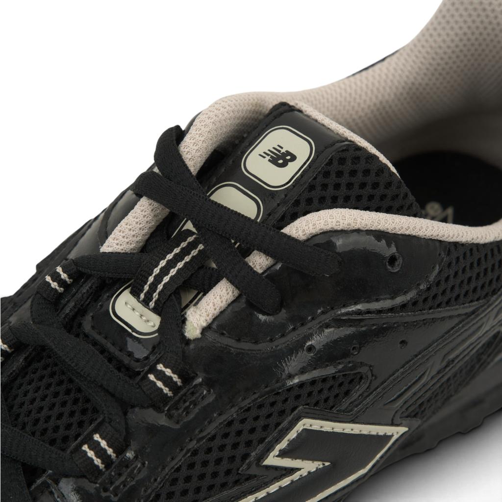 New Balance 204L Black Timberwolf Unisex Sneakers U204LMRA