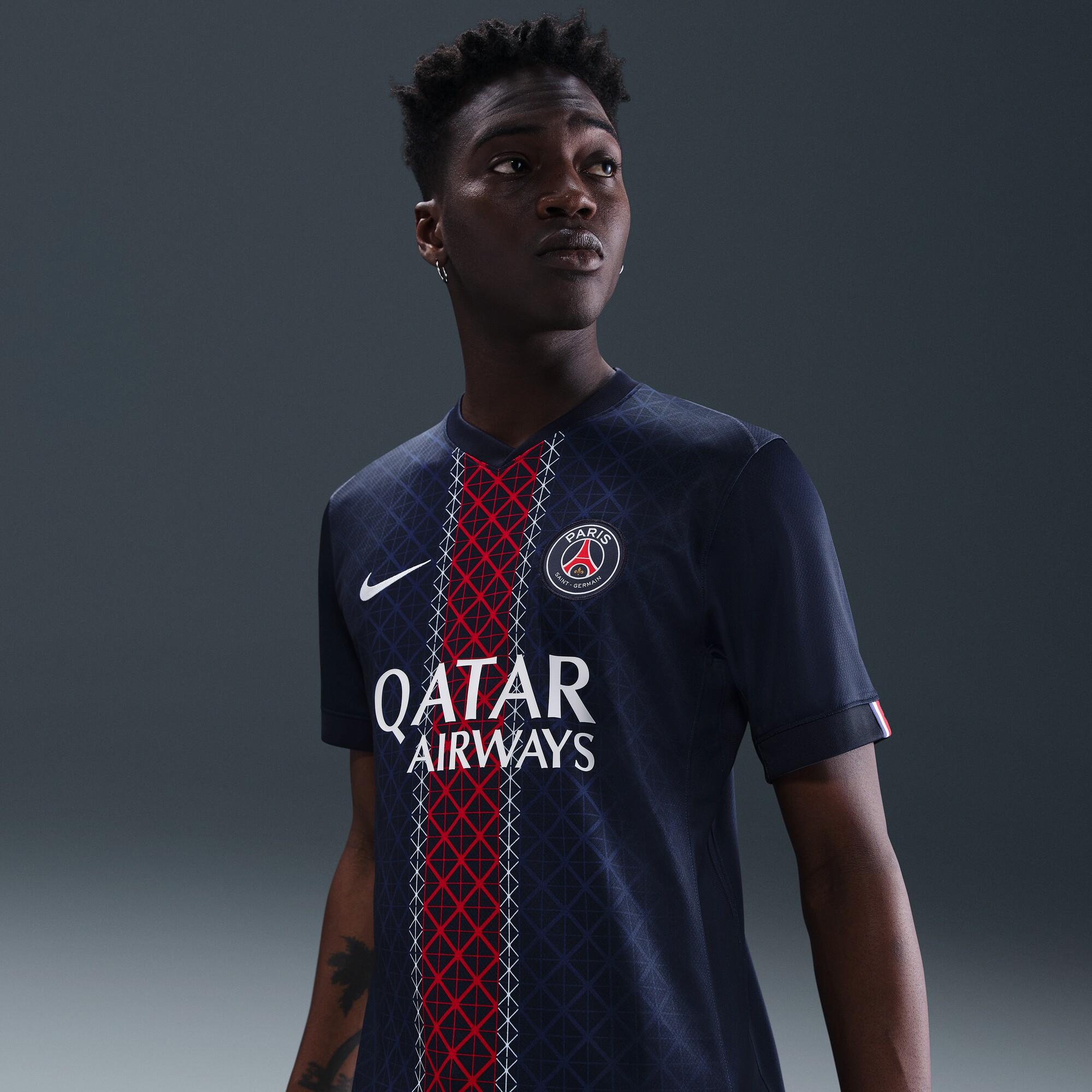 

Мужская футболка Nike Dri-Fit для фанатов домашней команды Парижа, с коротким рукавом - Темно-синяя M
