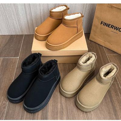 Botas de nieve de suela gruesa para mujer, botas de nieve cortas impermeables de invierno, zapatos exteriores de algodón apilados y engrosados para mujer