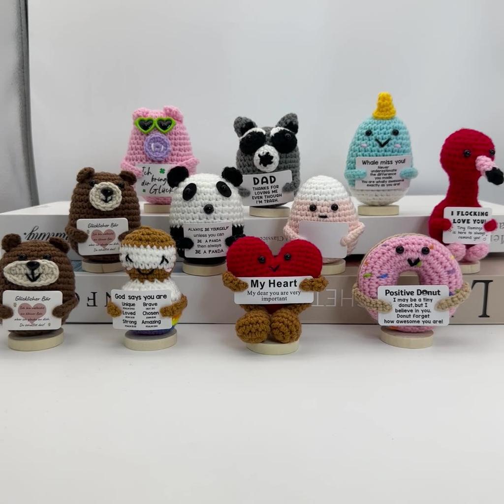 Funny Crochet Emotional Support Bear Doll With Card Desktop Ornament Handmade Knitted Pig Dolls Christmas Gifts Home Decoration