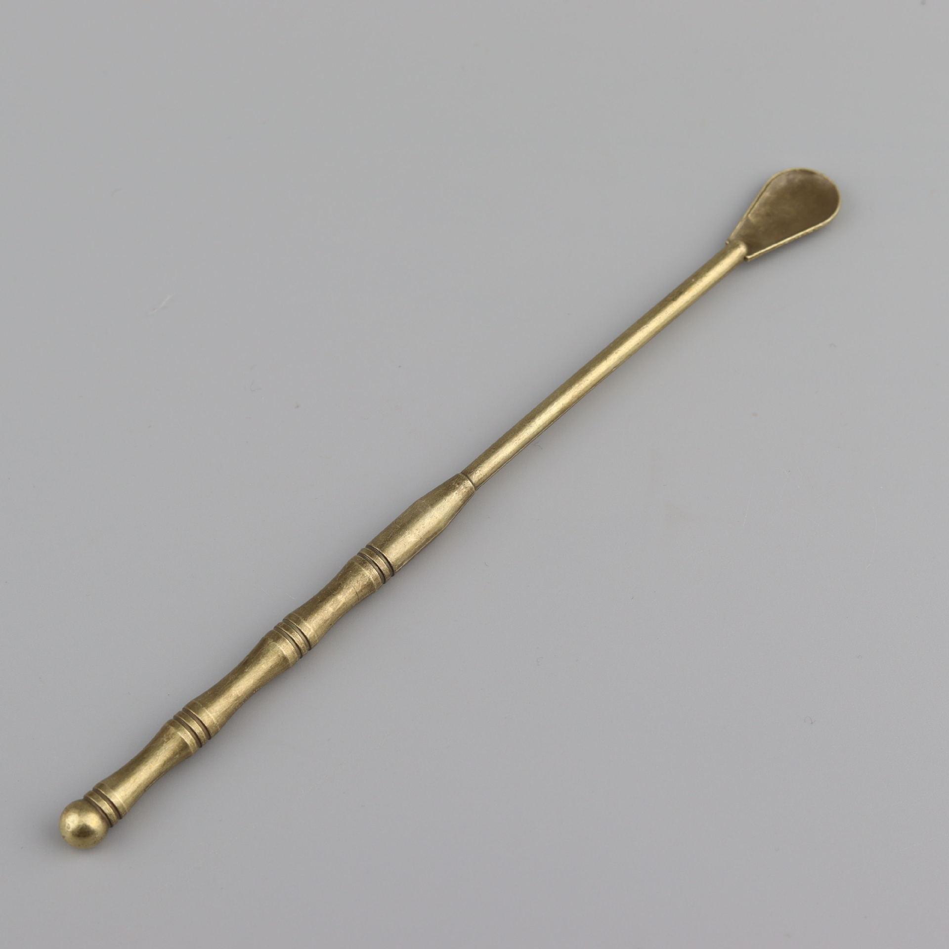 

Буддийский смысл латунный сплав конусная курильница бронзовая курильница чайная церемония антикварное украшение домашнее украшение традиционное кадило