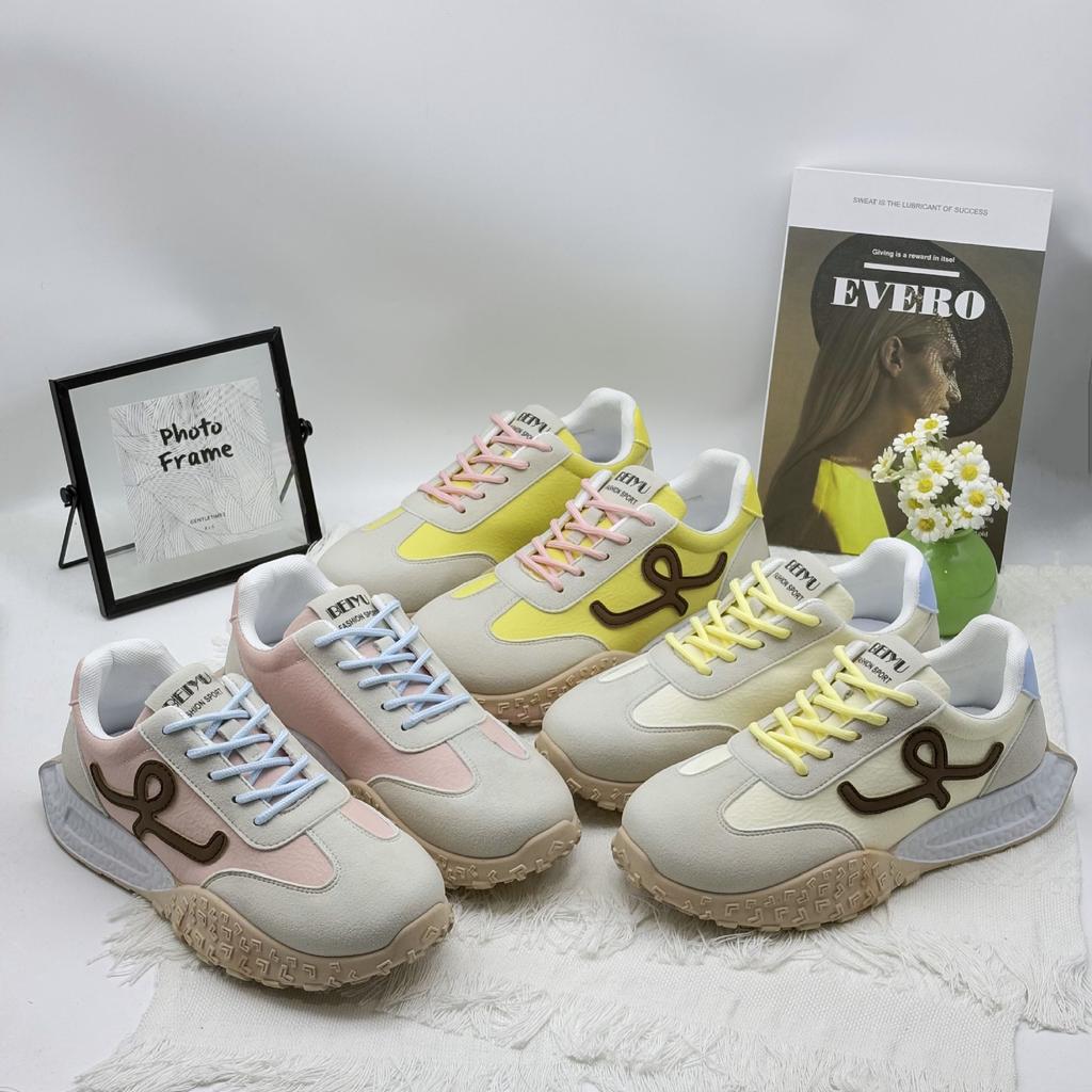 2025 spring and autumn new Forrest Gump shoes women's campus style thick sole small man height increase retro German training casual sports shoes