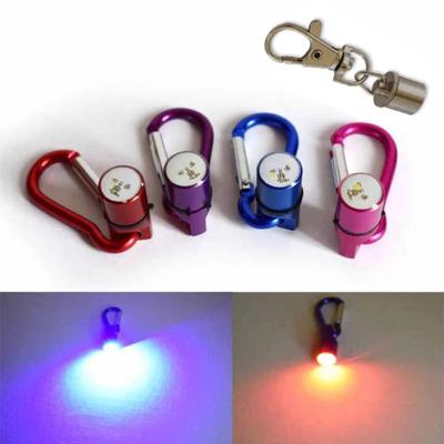 Collana Pendente LED Luminoso per Cani Sicurezza Cucciolo Gatto Luce Notturna Collare Lampeggiante Animale Domestico Luminoso Brillante Luminescente al Buio