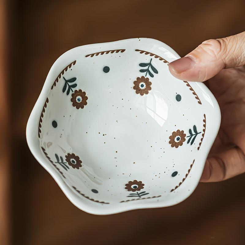 Kreativer kleiner Teller im Retro-Stil mit Saflor-Geschmack, hochwertiger Teller in Blumenform, Haushaltsgeschirr, kleiner Teller, Hot-Pot-Geschmacksteller, Dippschale