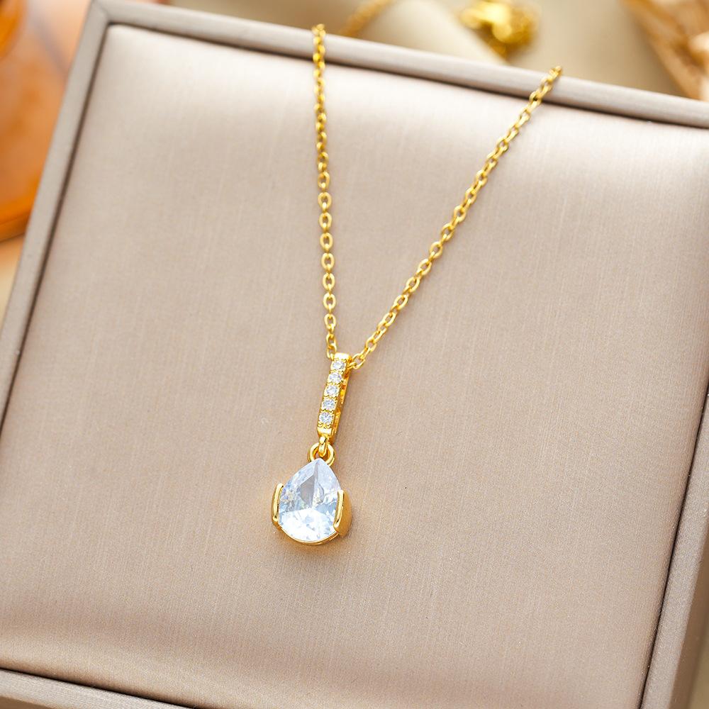Wind Set Zircon Pendant Titanium Steel Necklace for Women Fade Resistant Simple Collarbone Chain Jewelry