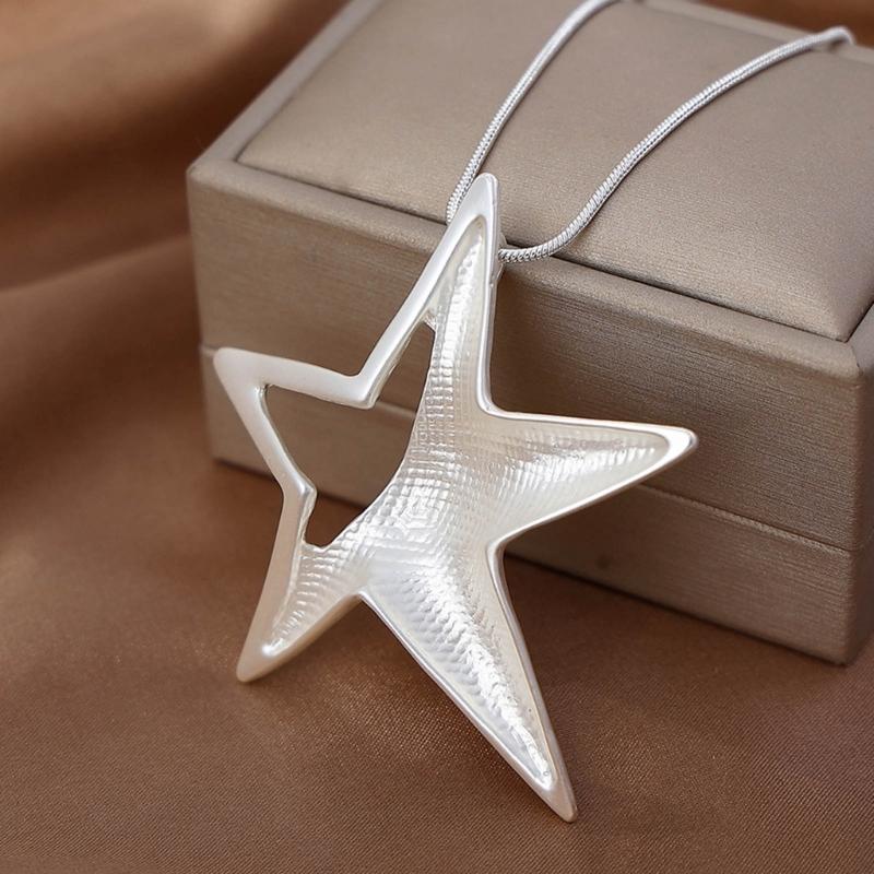 Y2K Hollow Five-pointed Star Pendant Necklace for Women Egirl Korean Fashion Punk Sweater Neck Chain Trend Jewelr