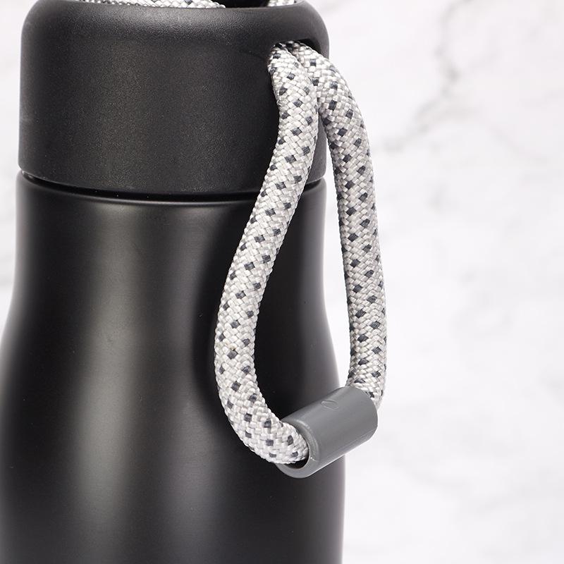 New Rope Sports Water Bottle Steel Thermos Cup Outdoor Handy Water Cup Knight Cup Durable Durable Useful Useful