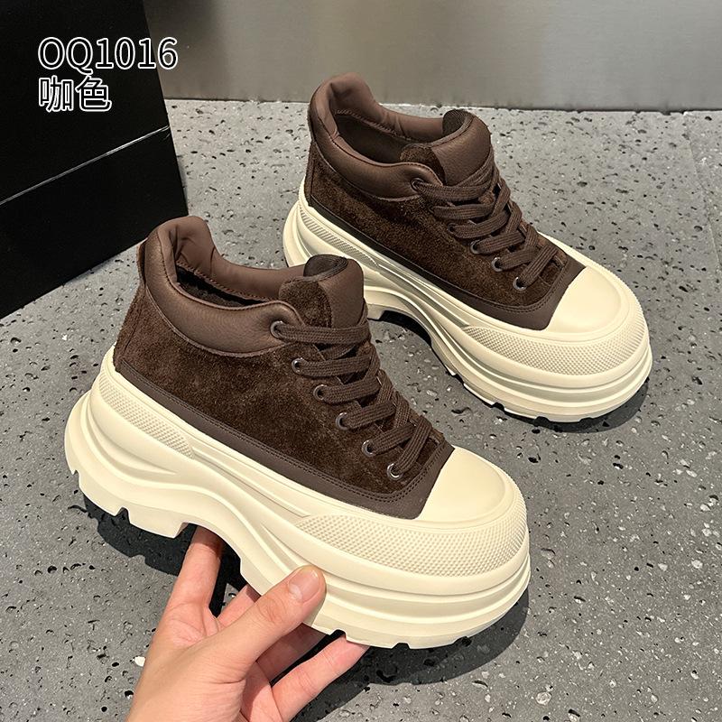 Hoge casual schoenen herfst en winter nieuw dikke zool kleine fleece lichtgewicht board schoenen