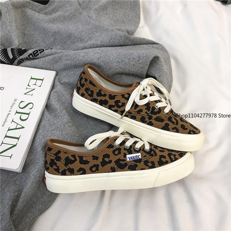 Fashion Women Sneakers 2025 Leopard Canvas Lace Up Ladies Flats Outdoor Running Walking Shoes Comfortable Breathable Female Footwear