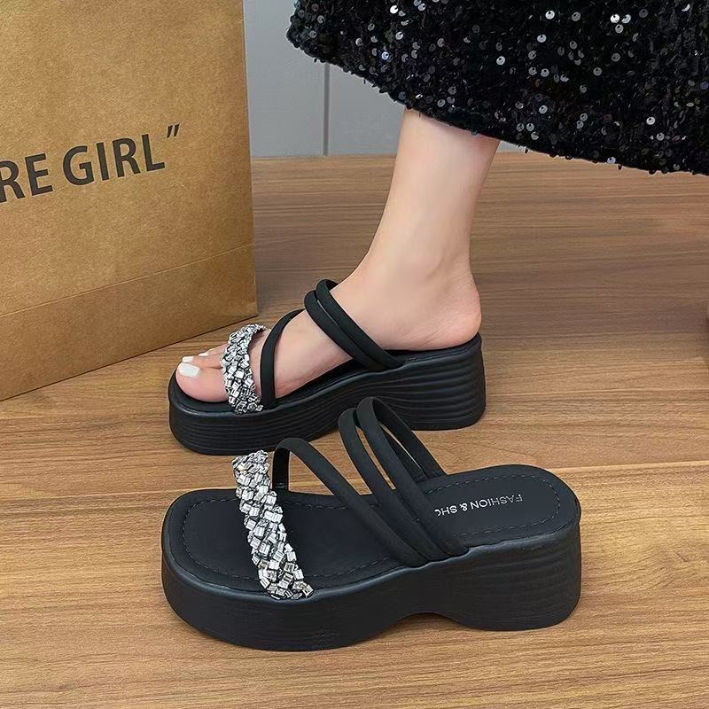 New rhinestone muffin versatile small thick-bottomed cool slippers women wear summer one-word beach slippers