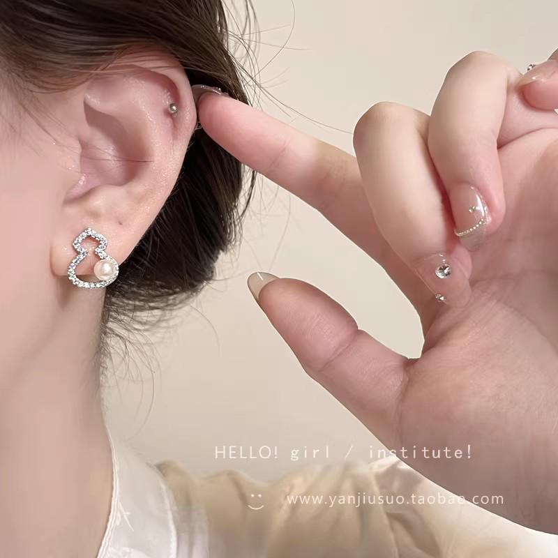 Elegant Silver Needle Zircon Pearl Gourd Stud Earrings - Chinese Style Luxury Jewelry Inlaid Pearl