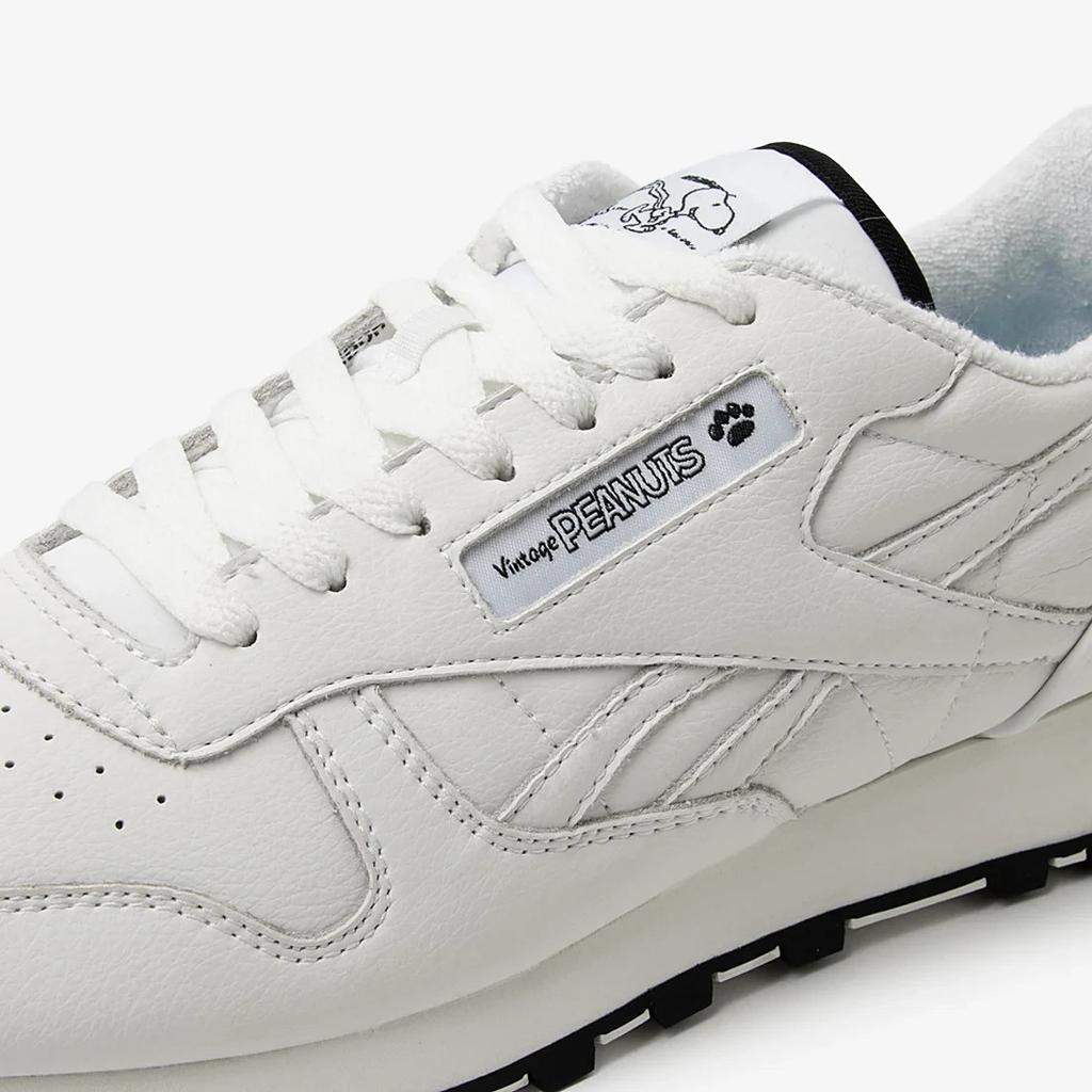 R00202 Peanuts A Reebok Classic Leather 1983 Vintage "White" (Men's)