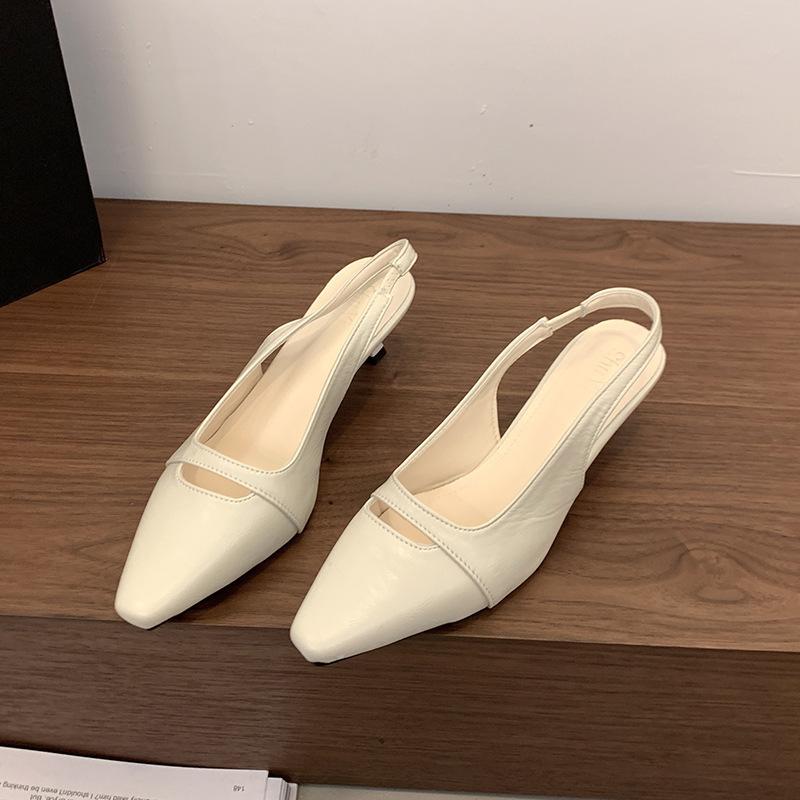 Spring and summer 2025 niche retro versatile thin heel medium heel kitten heel simple square head sandals women's wine glass heel