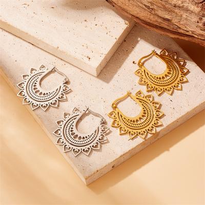 Fashion Minimalist Vintage Hollow Heart Geometric Lace Earrings