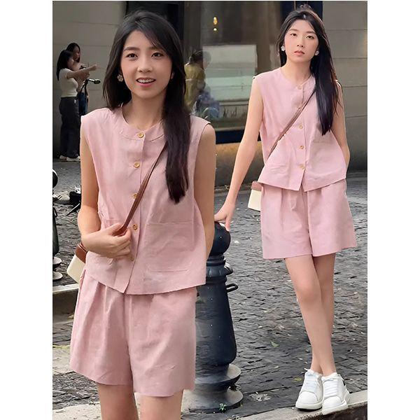 Women's 2026 Summer Sleeveless Vest Suit: Chic, Slimming, Fashionable Two-Piece Set