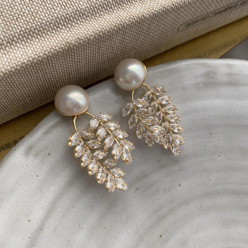 Wheat Ear Zircon Pearl Earrings, Leaves Are Sweet And Super Flash, Advanced Sense