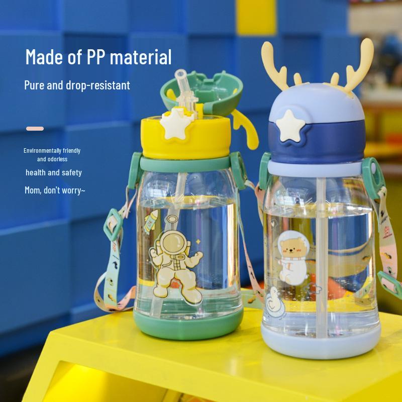 Children's Cartoon Antler Straw Cup - Portable Summer Outdoor Plastic Water Cup with Strap