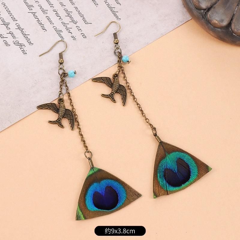 Retro Peacock Feather Fringed Earrings Women's Bohemian Fashion Elegant Temperament Versatile Long Earrings