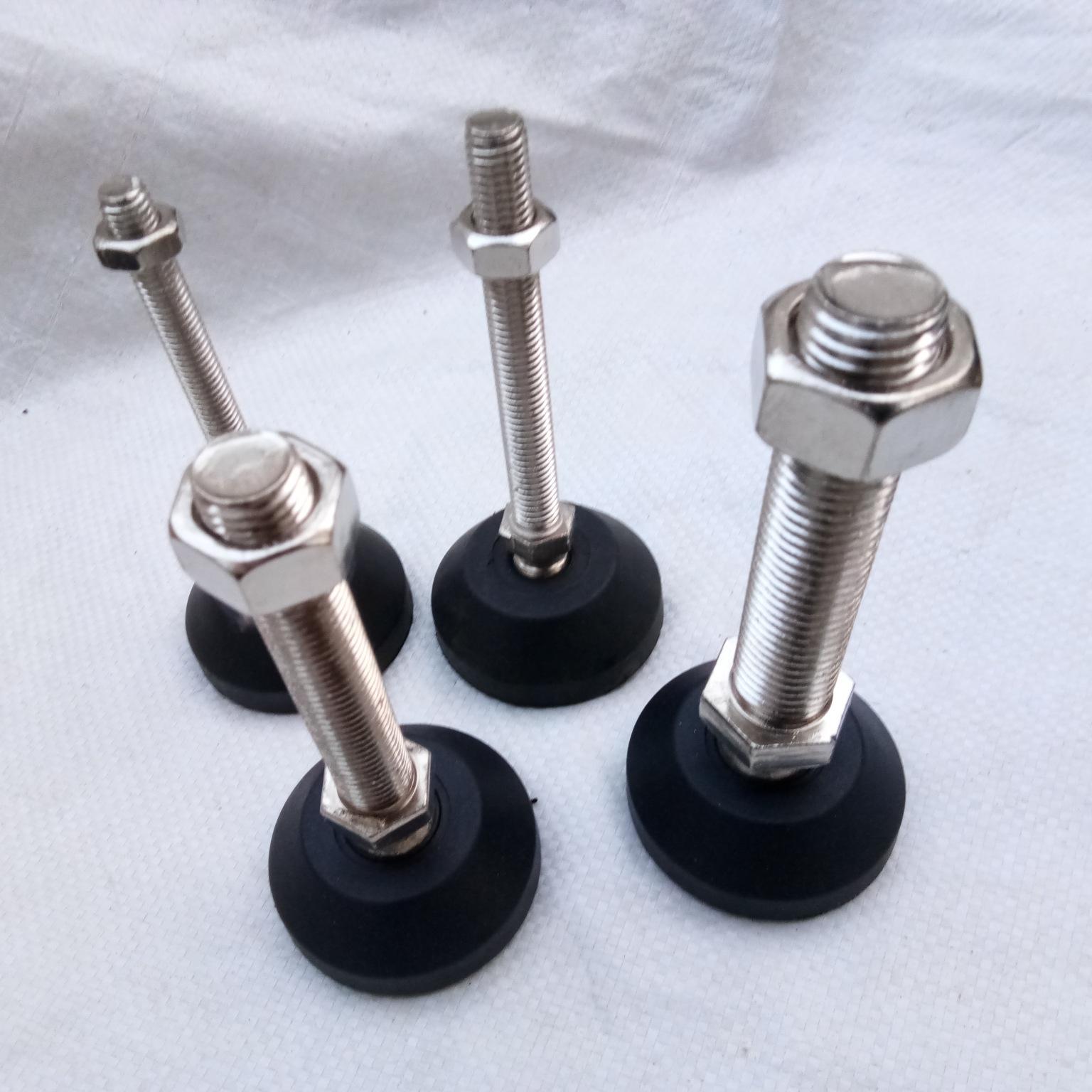 

Universal Anchor Screw & Corner Bolt with Adjustable Wheel Base Universal 60mm Plate 10x100