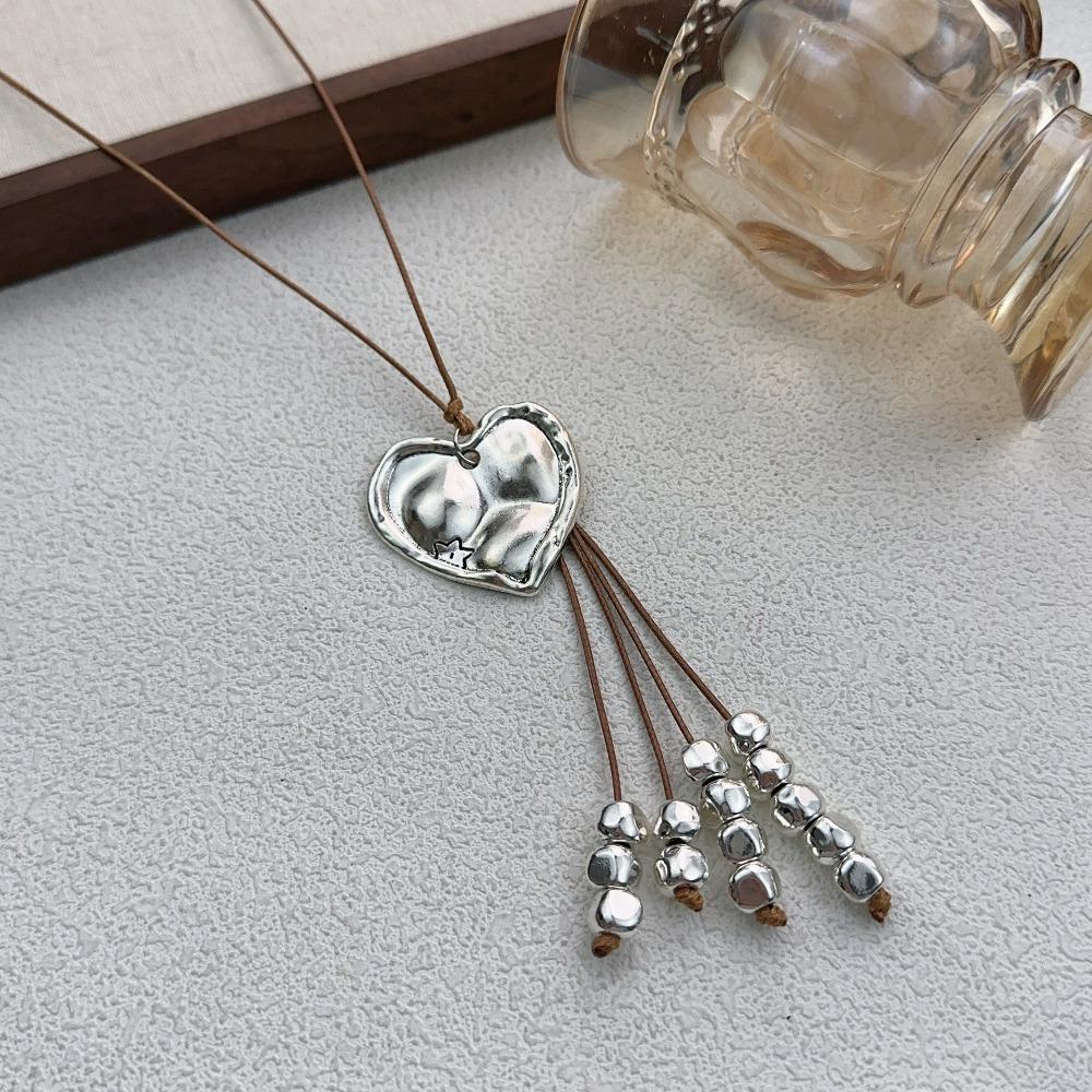 Boho Retro Sliver Color Irregular Heart-shaped Tassel Long Thin Rope Chain Necklace for Women Personality Collar Chain Jewelry