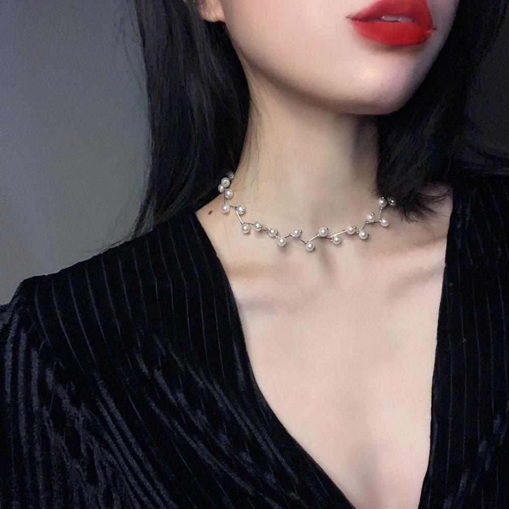 Simple Pearl Tree Branch Clavicle Choker Necklace