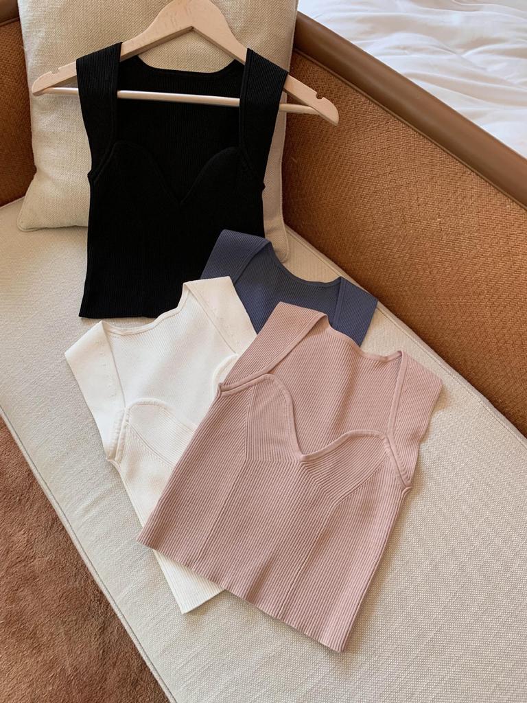 2025 Summer Knit Vest: Women's Slimming Design, Versatile Style with Curved Neckline and Loose Straps