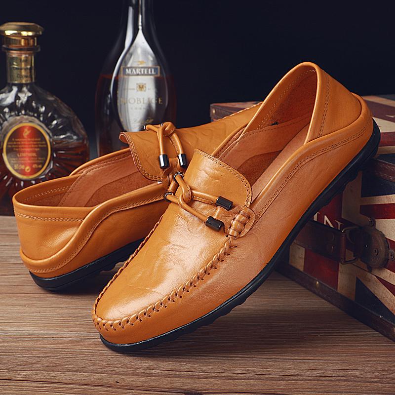 Fashion Hot Sale Men's Slip on Flats Loafers Lightweight Casual Walking Shoes Breathable Driving Shoes Non Slip Soft Sole Male Moccasins