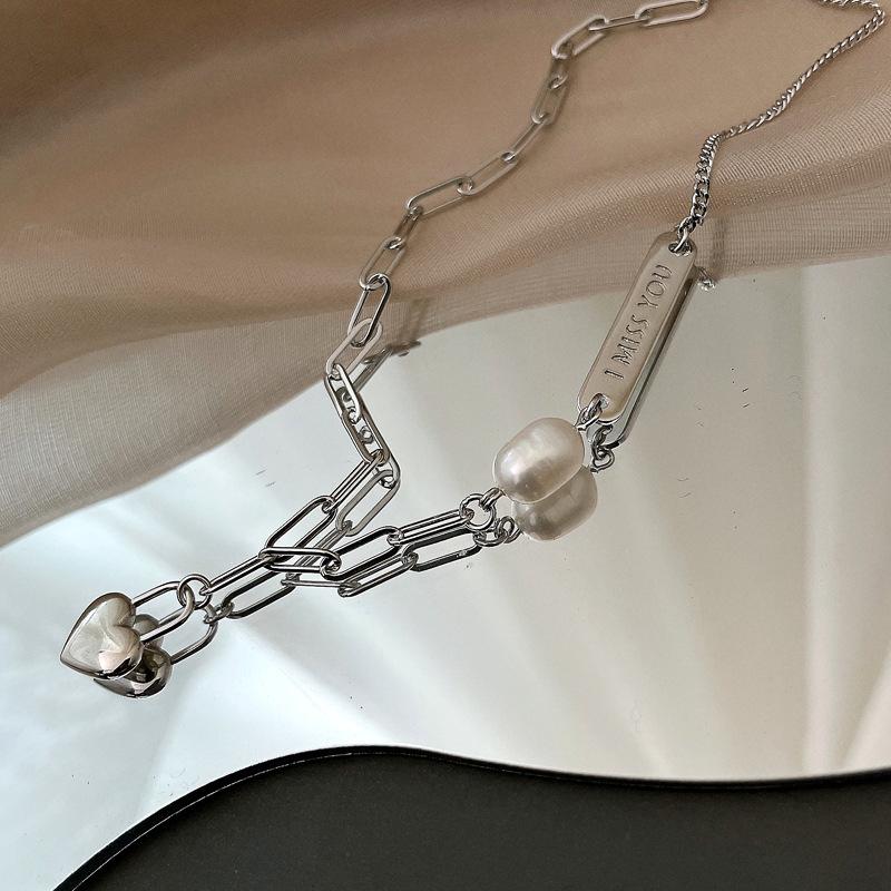 ANENJERY Liebesschloss Herz Perlen Buchstaben Rechteckige Markenhalskette für Frauen Cooler Hiphop-Schmuck