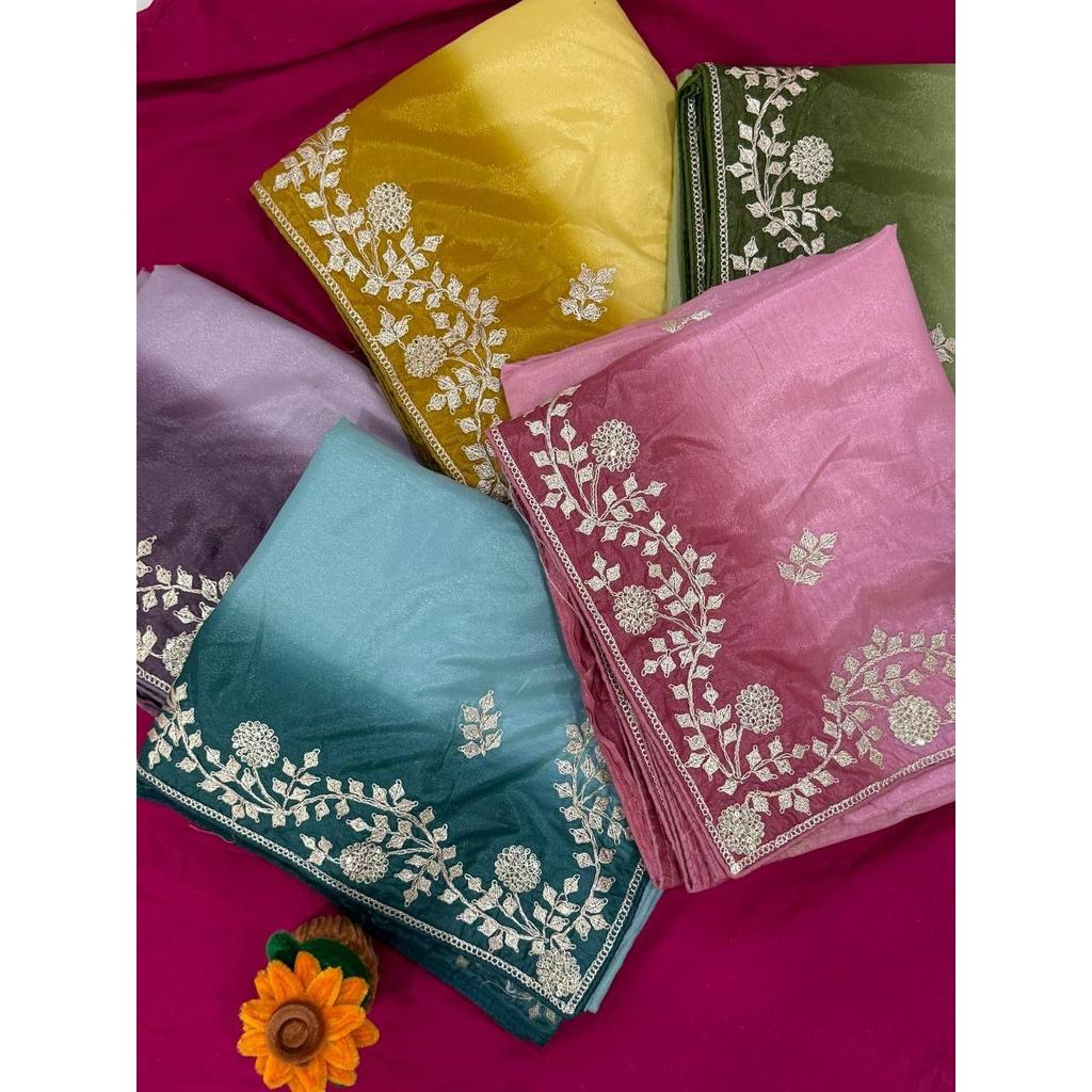 Căptușeală premium Mătase Chinon cu fir de aur și paiete pallu saree