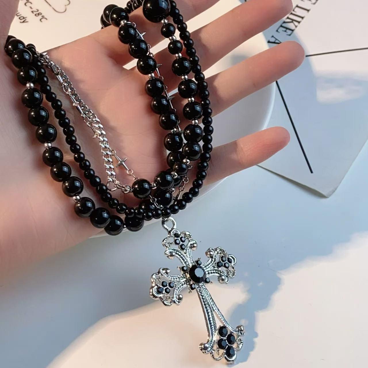 

Ожерелье из бисера Y2K со звездой - Титановая сталь, панк-готический стиль для женщин