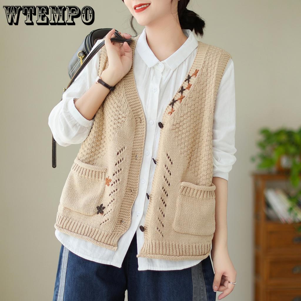 Spring/Summer New Retro Sleeveless Knitted Vest for Women with V-neck Hollow Knitted Cardigan Tank Top