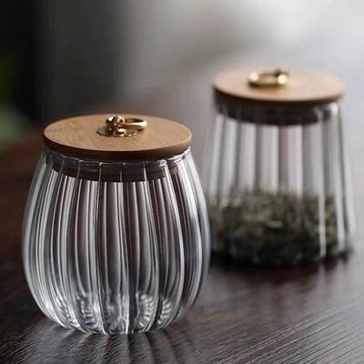 Barattolo conico a righe in vetro borosilicato con coperchi a chiusura ermetica in metallo per cereali
