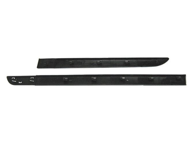 Renault Megane II 02-05 5 Doors Side Moldings Set of 2, Right