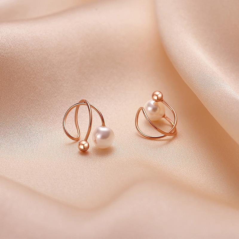Korean Fashion Small Pearl Clip Earrings For Women Girls Vintage Golden Geometry Ear Cuff Clip Without Pierced Ear Cuff Jewelry