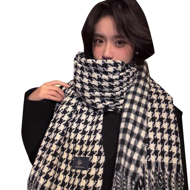 A New Thick Checkered Faux Cashmere Scarf for Women in Winter A Warm and Versatile Shawl with A High End Feel  and A Soft and Glutinous Scarf