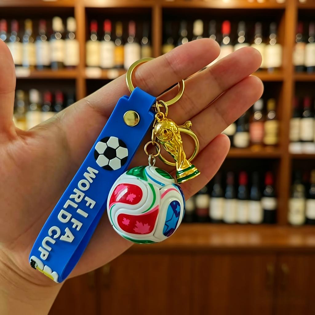 1 Stück 2026 Weltmeisterschaft Schlüsselanhänger Zubehör mit Pokal-Design Perfekt als Weihnachts-Neujahrsgeschenk