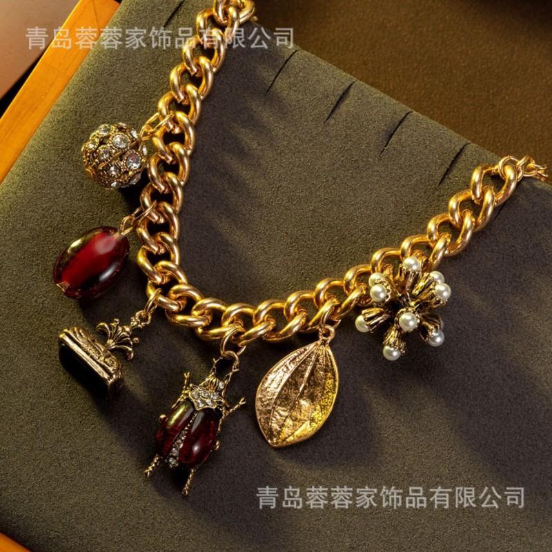 Cross Border Hot Retro Palace Style Insect Leaf Hanging Pendant Bracelet Zircon Pearl Exaggerated