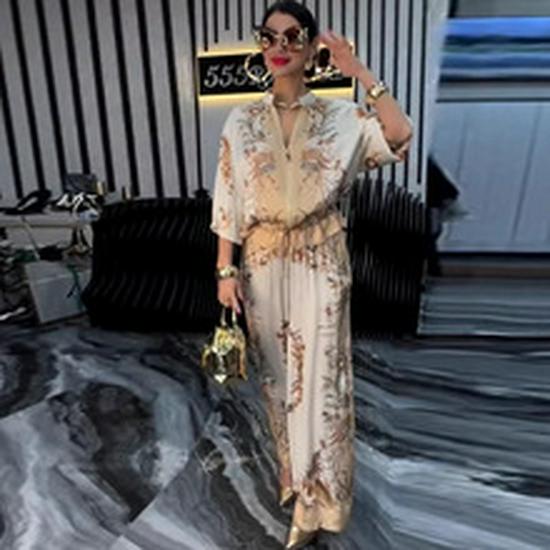 2026 Autumn European & American Solid Color Long Dress with Elegant Hot Drilling - French Two-Piece Set.