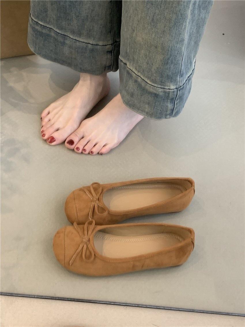 

Повседневные туфли-балетки, нежно-зеленые, с круглым носком, с неглубоким вырезом, на плоской подошве, бабушкины туфли 40 коричневый